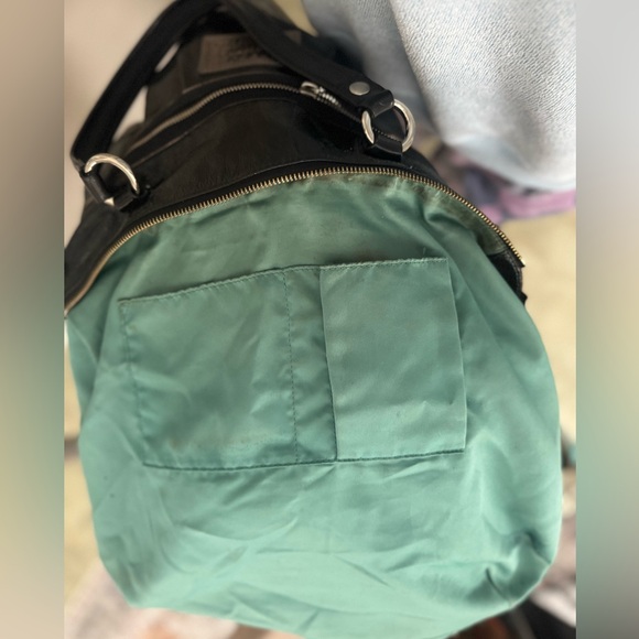 Coach Y2K Poppy Leather Shoulder Bag with Teal Lining & Silver Hardware - Picture 15 of 15